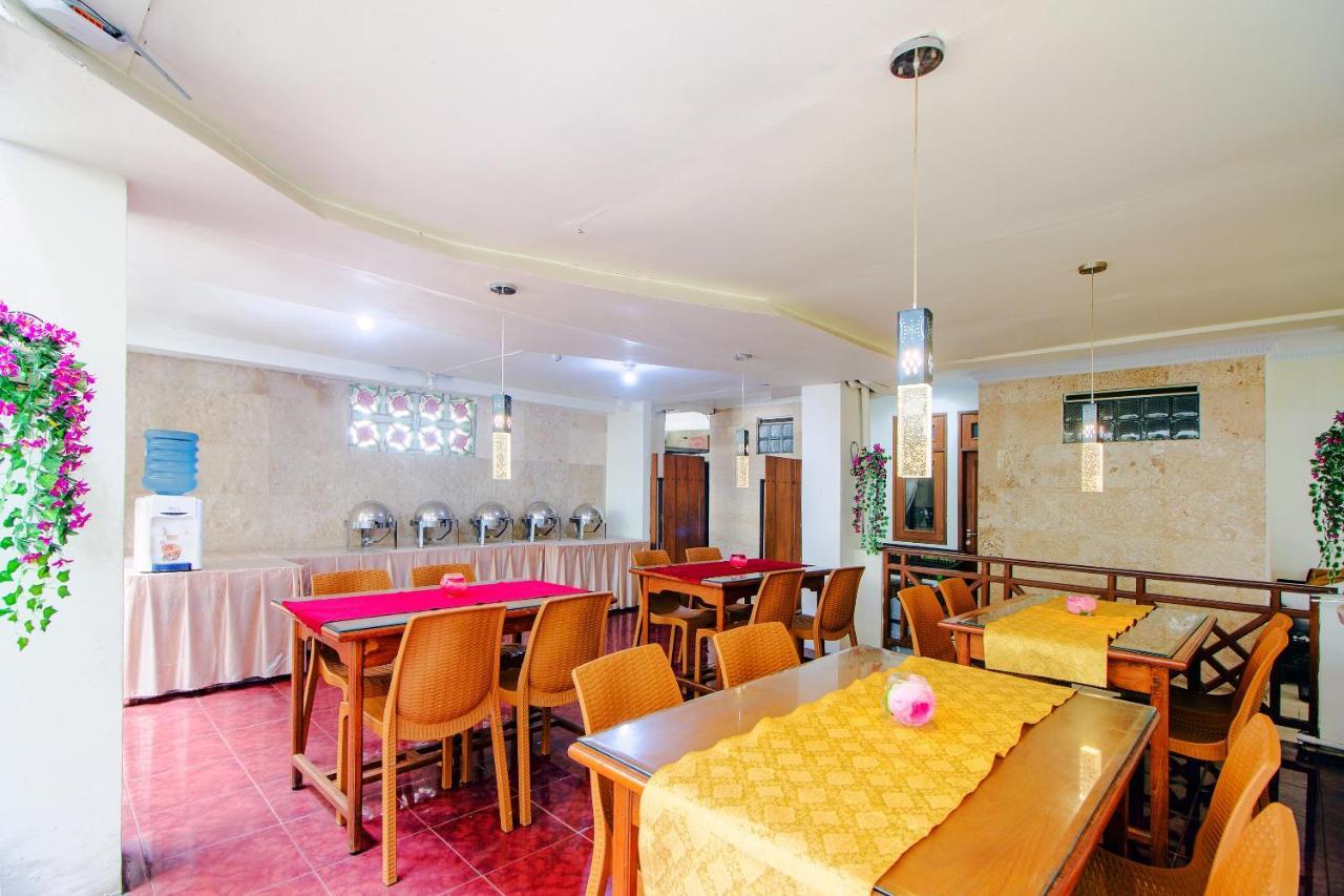 Oyo 1683 Hotel Musafira Syariah Yogyakarta Kültér fotó