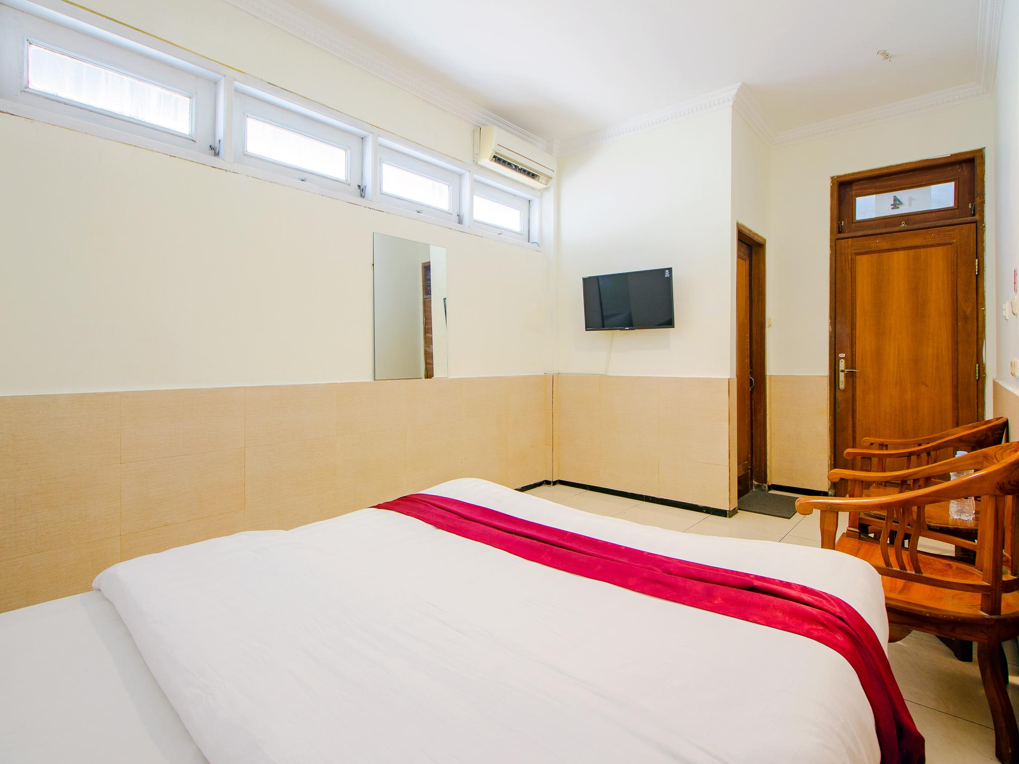Oyo 1683 Hotel Musafira Syariah Yogyakarta Kültér fotó