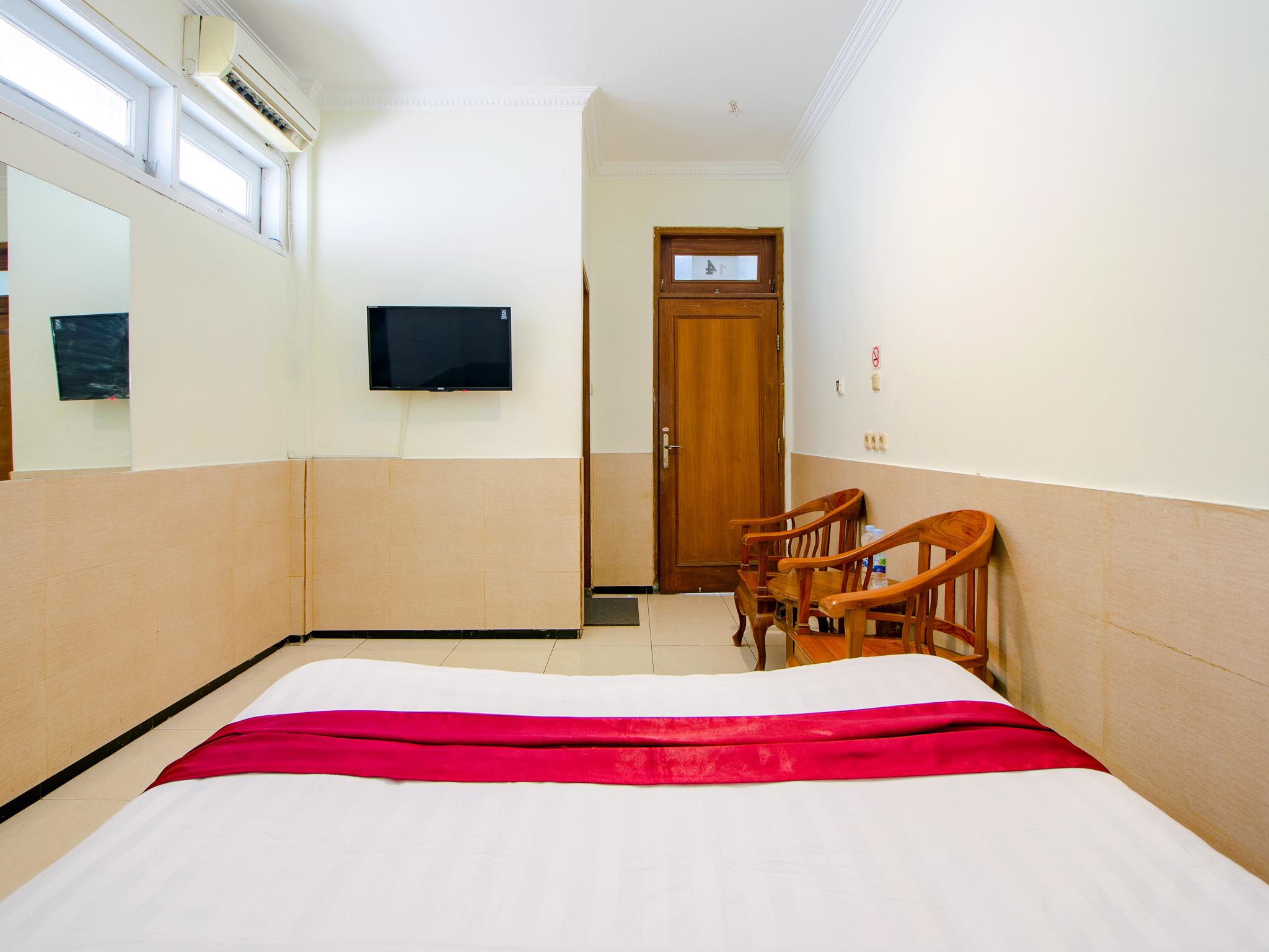 Oyo 1683 Hotel Musafira Syariah Yogyakarta Kültér fotó