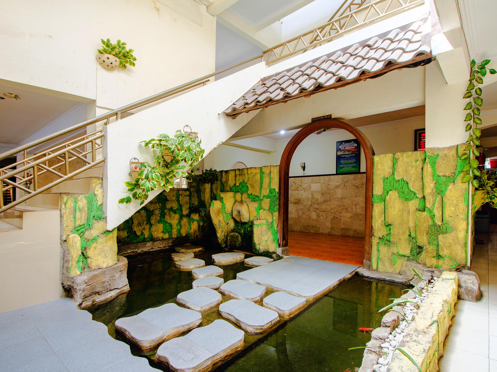 Oyo 1683 Hotel Musafira Syariah Yogyakarta Kültér fotó