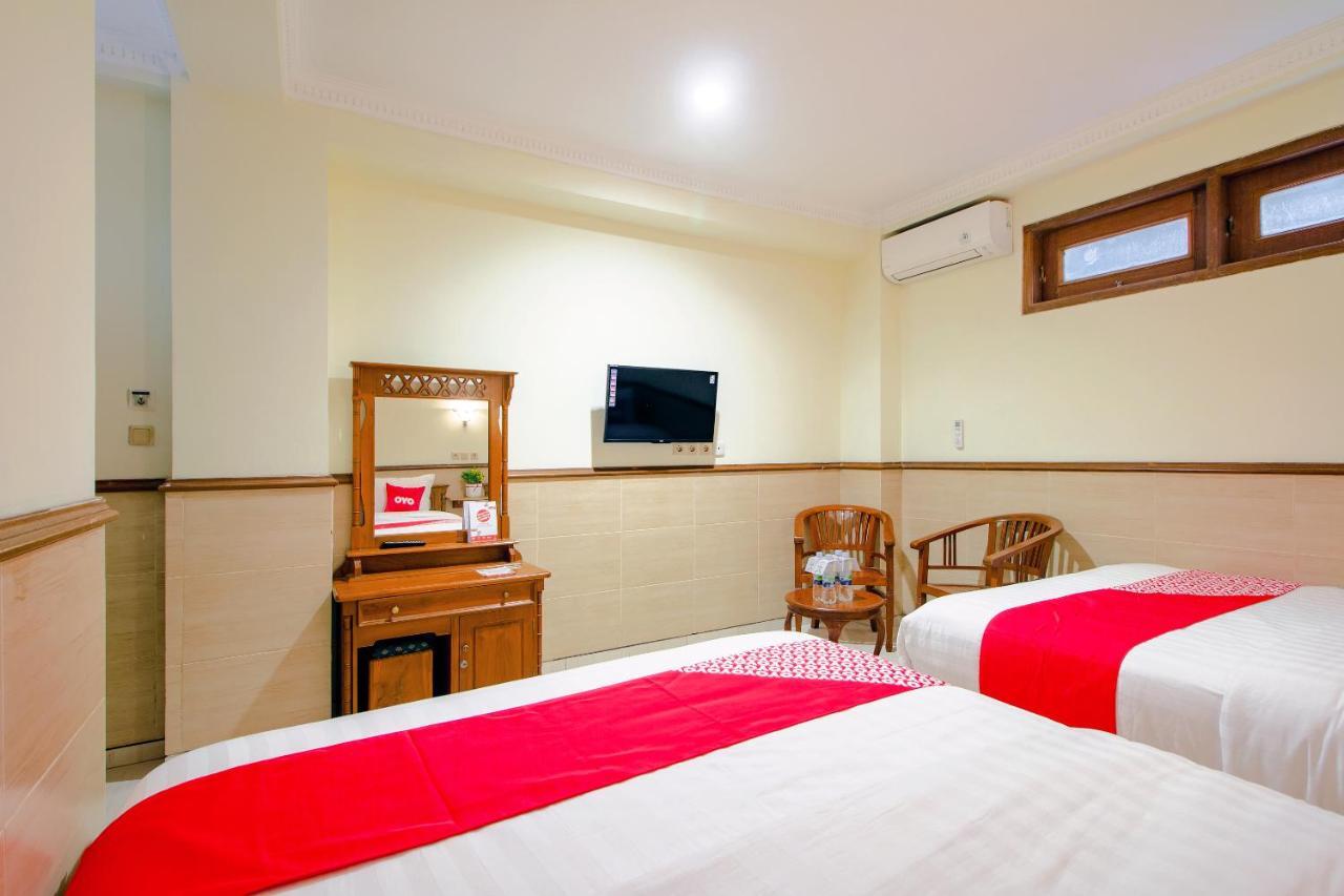 Oyo 1683 Hotel Musafira Syariah Yogyakarta Kültér fotó