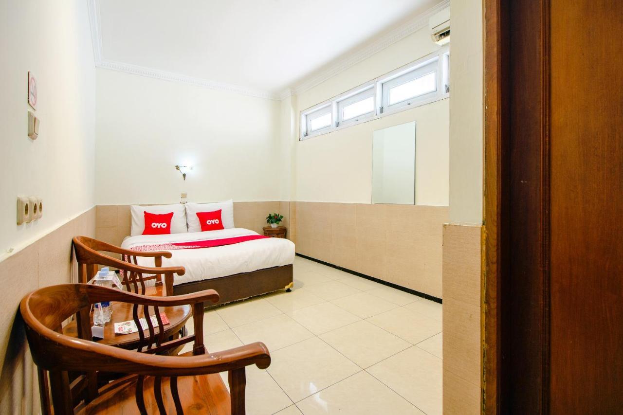 Oyo 1683 Hotel Musafira Syariah Yogyakarta Kültér fotó